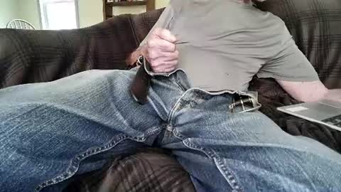 Snapshot of rico_y_suave_4u chatting on 4, 7, 2026 Easy if yun are good see my pics online show from 4, 7, 2026