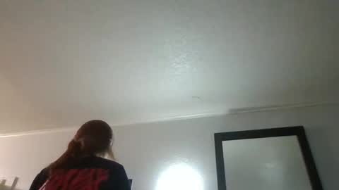 Snapshot of ridinghoodred chatting on 30, 4, 2026 ridinghoodred online show from 30, 4, 2026