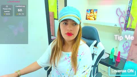 Snapshot of rihana_milan chatting on 21, 9, 2025 RIHANA online show from 21, 9, 2025