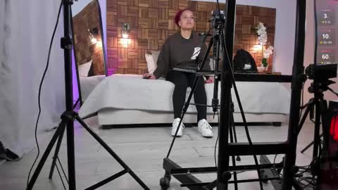 Sara online show from 19, 11, 2025