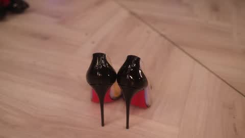    if you wanna buy smth stockingsph etc  custom videos or pics  online show from 9, 2, 2025