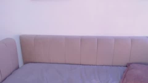 Snapshot of riley_bensongh chatting on 26, 2, 2025 Riley online show from 26, 2, 2025