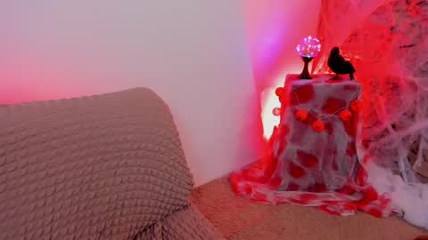 Snapshot of riley_bensongh chatting on 18, 10, 2025 Riley online show from 18, 10, 2025