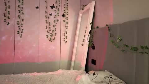 Snapshot of riley_vice chatting on 14, 12, 2025 Sofia online show from 14, 12, 2025