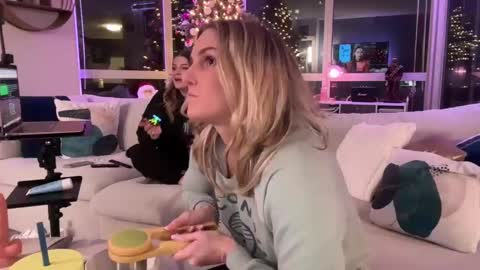 Snapshot of rileydepp chatting on 3, 2, 2025 riley depp online show from 3, 2, 2025