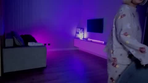 rileymee online show from 10, 11, 2025