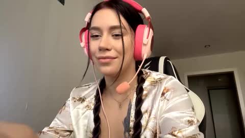 Emily online show from 23, 9, 2025