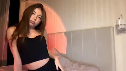 Snapshot of rin_the_mermaid chatting on 27, 9, 2025 RIn online show from 27, 9, 2025