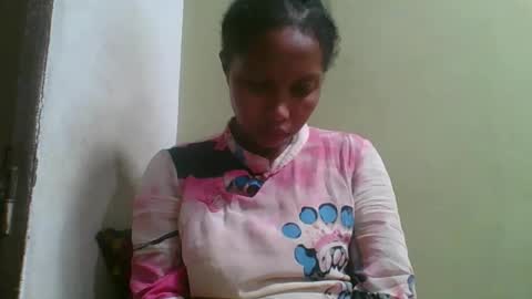 Snapshot of rinah654271 chatting on 5, 5, 2026 rinah654271 online show from 5, 5, 2026