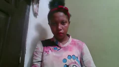 Snapshot of rinah654271 chatting on 6, 5, 2026 rinah654271 online show from 6, 5, 2026