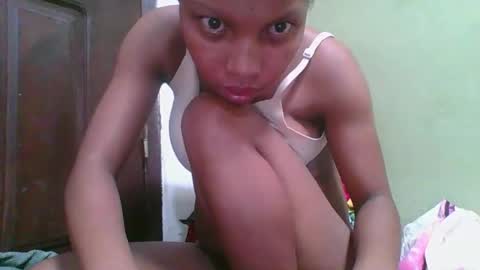Snapshot of rinah654271 chatting on 8, 5, 2026 rinah654271 online show from 8, 5, 2026