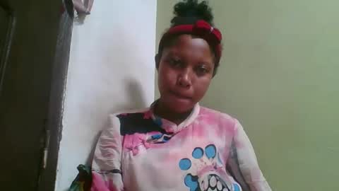 Snapshot of rinah654271 chatting on 9, 5, 2026 rinah654271 online show from 9, 5, 2026