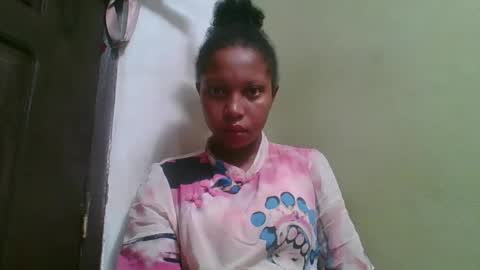 Snapshot of rinah654271 chatting on 19, 5, 2026 rinah654271 online show from 19, 5, 2026