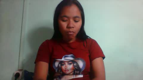 Snapshot of rinah856024 chatting on 9, 9, 2025 rinah856024 online show from 9, 9, 2025