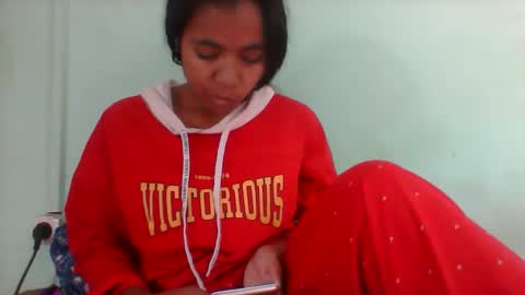 Snapshot of rinah856024 chatting on 15, 10, 2025 rinah856024 online show from 15, 10, 2025