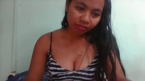 Snapshot of rinah856024 chatting on 28, 10, 2025 rinah856024 online show from 28, 10, 2025