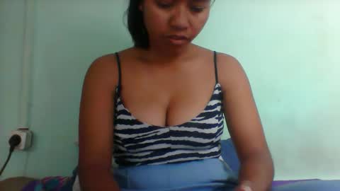 Snapshot of rinah856024 chatting on 23, 11, 2025 rinah856024 online show from 23, 11, 2025