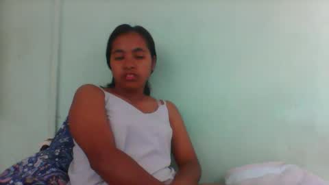 Snapshot of rinah856024 chatting on 4, 12, 2025 rinah856024 online show from 4, 12, 2025