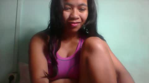 Snapshot of rinah856024 chatting on 8, 2, 2026 rinah856024 online show from 8, 2, 2026