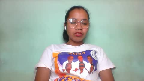 Snapshot of rinah856024 chatting on 23, 5, 2026 rinah856024 online show from 23, 5, 2026