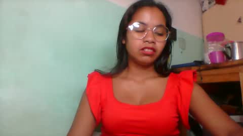 Snapshot of rinah856024 chatting on 1, 6, 2026 rinah856024 online show from 1, 6, 2026