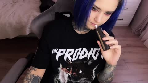   DianaBrite            fansl y online show from 8, 2, 2025