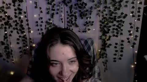 risha_laass online show from 16, 4, 2026