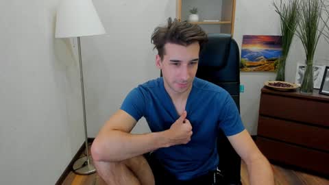 Snapshot of rishu_ chatting on 5, 1, 2025 VAnitas online show from 5, 1, 2025