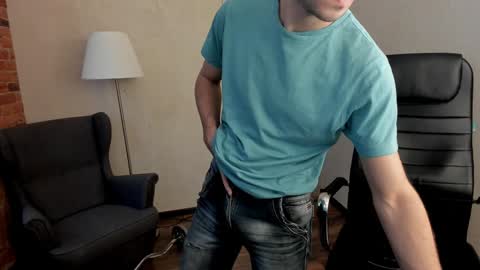 Snapshot of rishu_ chatting on 5, 2, 2025 VAnitas online show from 5, 2, 2025