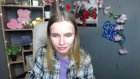 Snapshot of ritakiskis chatting on 27, 5, 2026 ritakiskis online show from 27, 5, 2026