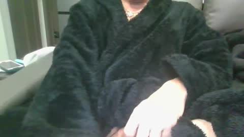 Snapshot of riverbend44 chatting on 5, 1, 2025 riverbend44 online show from 5, 1, 2025