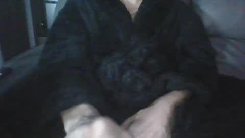 Snapshot of riverbend44 chatting on 4, 2, 2025 riverbend44 online show from 4, 2, 2025