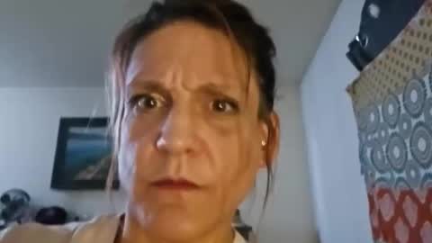 Snapshot of rjeanr chatting on 4, 11, 2025 Randiz online show from 4, 11, 2025