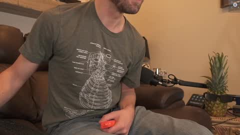 Ryan aka KeylimeRy online show from 26, 1, 2025