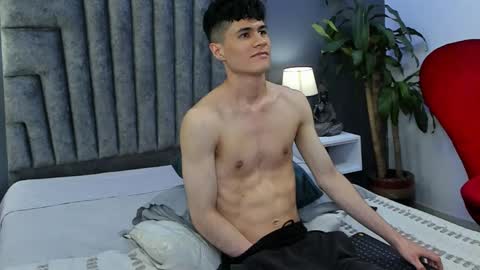 Roan Birkin online show from 11, 3, 2025