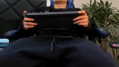 Roan Birkin online show from 31, 3, 2026