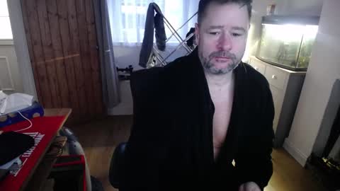 Snapshot of rob28101 chatting on 3, 2, 2026 rob online show from 3, 2, 2026