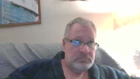 Snapshot of rob872217 chatting on 3, 1, 2025 rob872217 online show from 3, 1, 2025