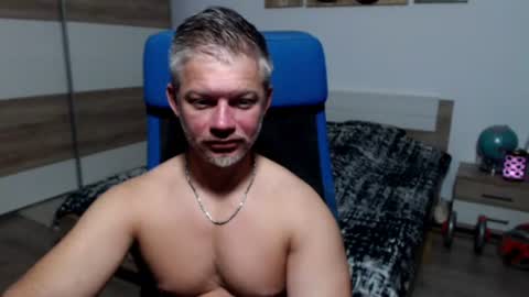 Snapshot of robbyshawz chatting on 7, 7, 2026 robbyshawz online show from 7, 7, 2026