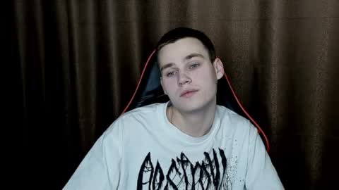 robert10211 online show from 23, 1, 2025