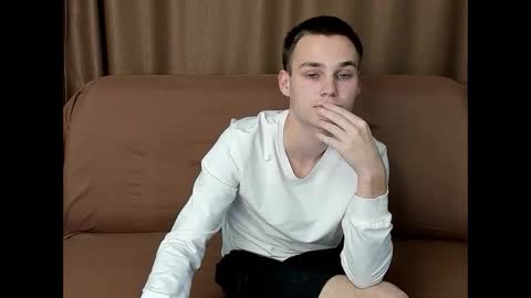 robert10211 online show from 22, 10, 2025