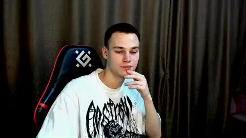 robert10211 online show from 16, 12, 2025