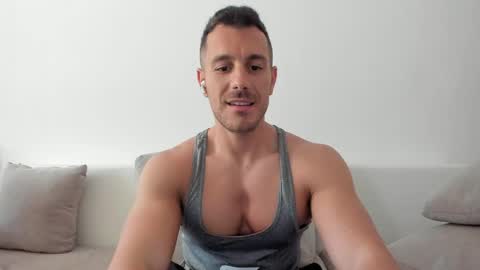 roberto4ever online show from 20, 5, 2026