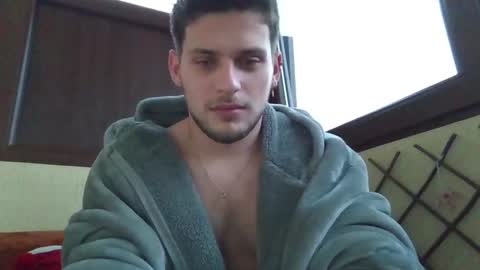 Snapshot of roberto_twink1 chatting on 2, 12, 2024 Roberto online show from 2, 12, 2024