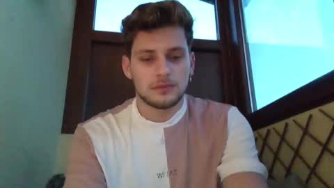 Snapshot of roberto_twink1 chatting on 14, 1, 2025 Roberto online show from 14, 1, 2025