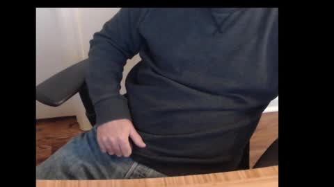 Snapshot of robidan6923 chatting on 6, 2, 2025 robidan6923 online show from 6, 2, 2025