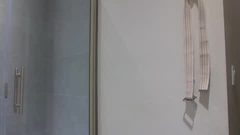 Snapshot of robintheneighbor chatting on 17, 11, 2025 robintheneighbor online show from 17, 11, 2025