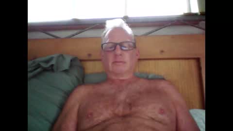 Snapshot of robo0000 chatting on 13, 4, 2026 robo0000 online show from 13, 4, 2026