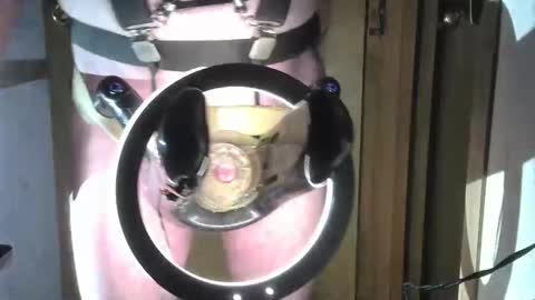 Robodickmilker online show from 6, 11, 2025