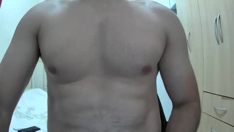 Snapshot of robson1022 chatting on 3, 12, 2025 robson1022 online show from 3, 12, 2025